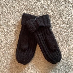 🌷🌷3 for $10 sale 🌷🌷DSG Black Girls Mittens